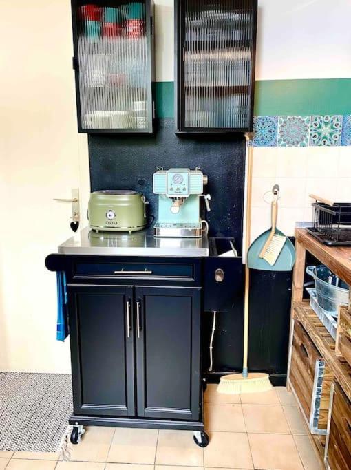 Duplex Arago Au Coeur De Sete, Comme Petite Maison Sète